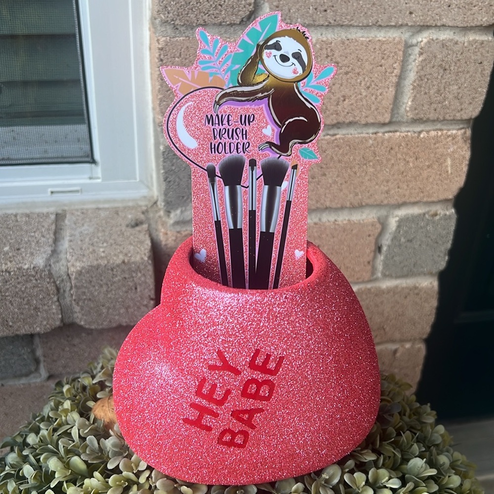Cute💕💄pink glitter HEY BABE. BRUSH HOLDER! - Picture 12 of 16